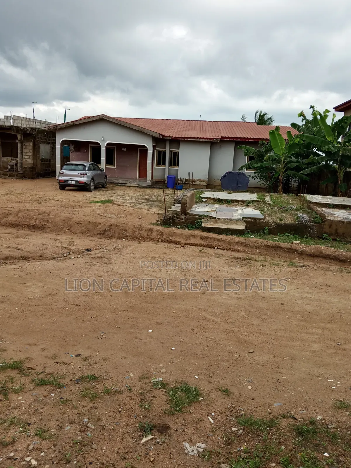 Land for Sale at Ablekuma Afuaman With an Old House on It
