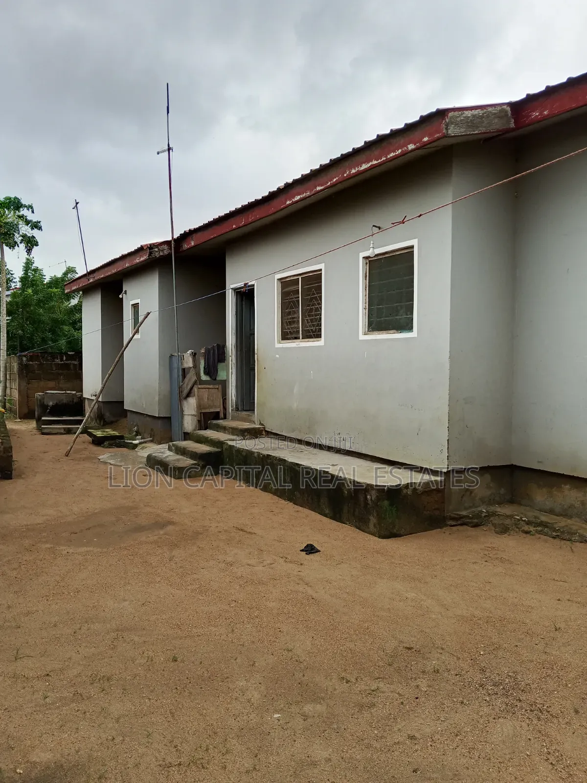 Land for Sale at Ablekuma Afuaman With an Old House on It