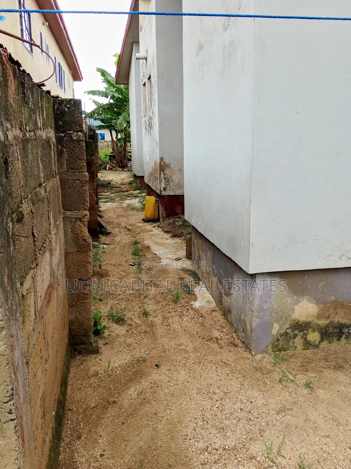 Land for Sale at Ablekuma Afuaman With an Old House on It