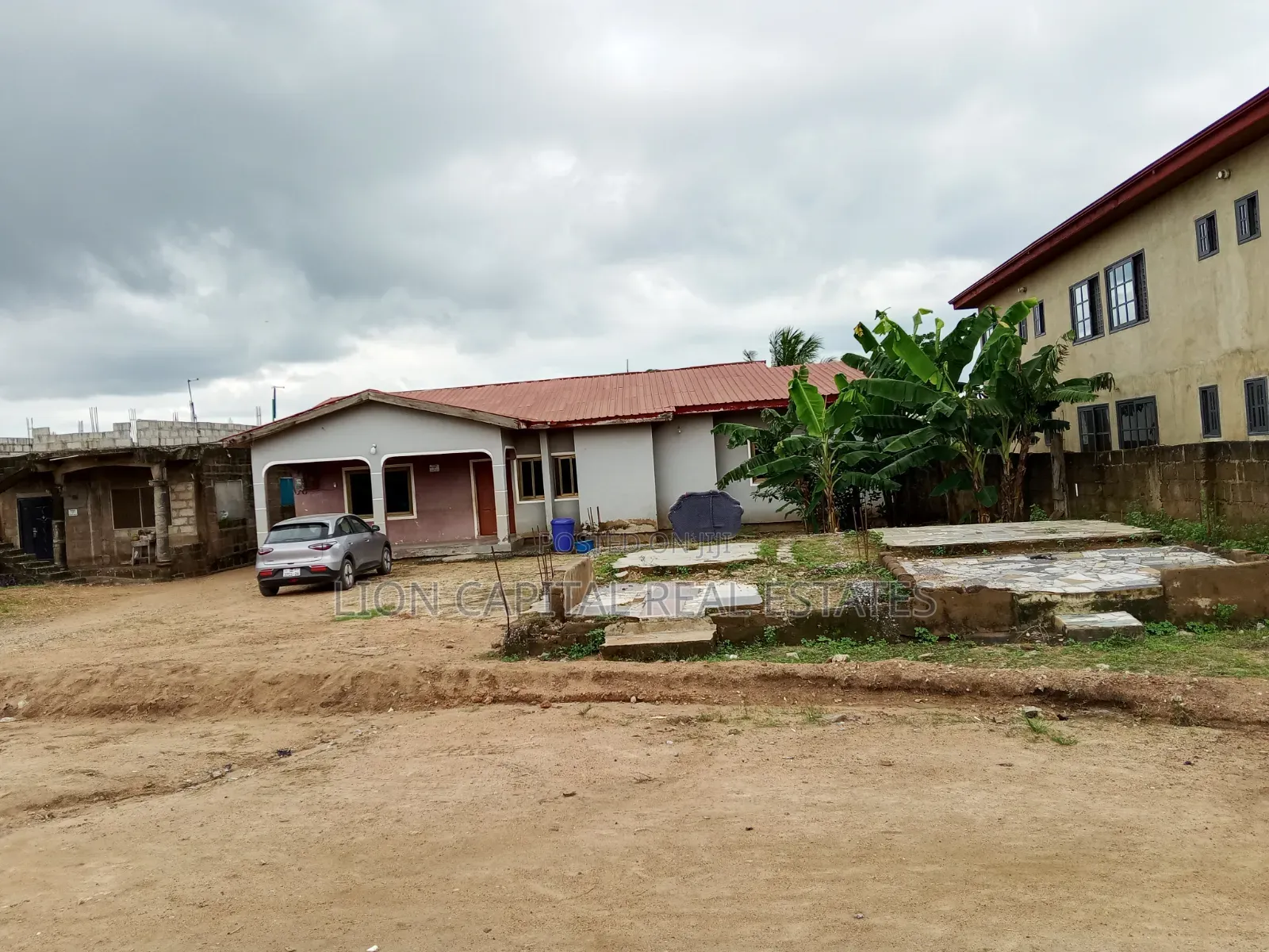 Land for Sale at Ablekuma Afuaman With an Old House on It
