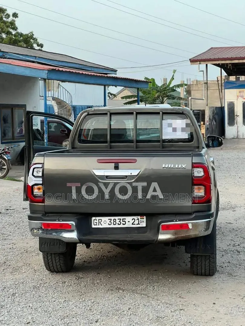 Toyota Hilux 2012