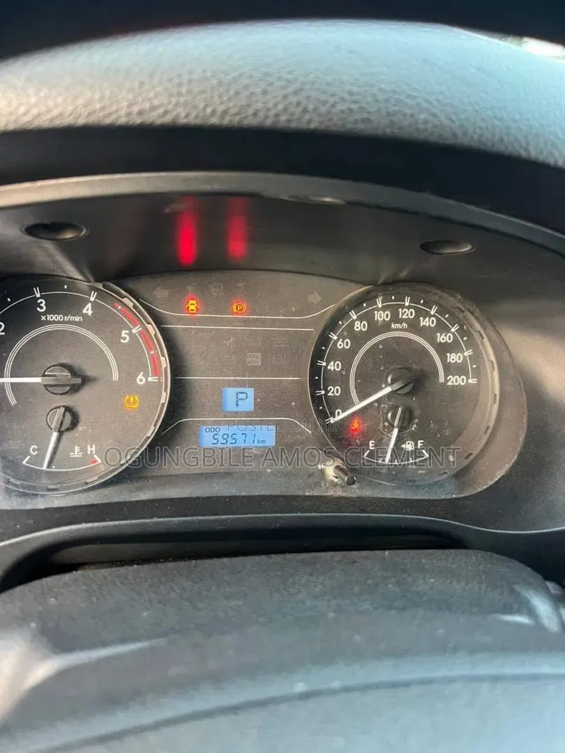 Toyota Hilux 2012