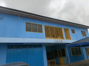 4bdrm Apartment in Dzorwulu for rent