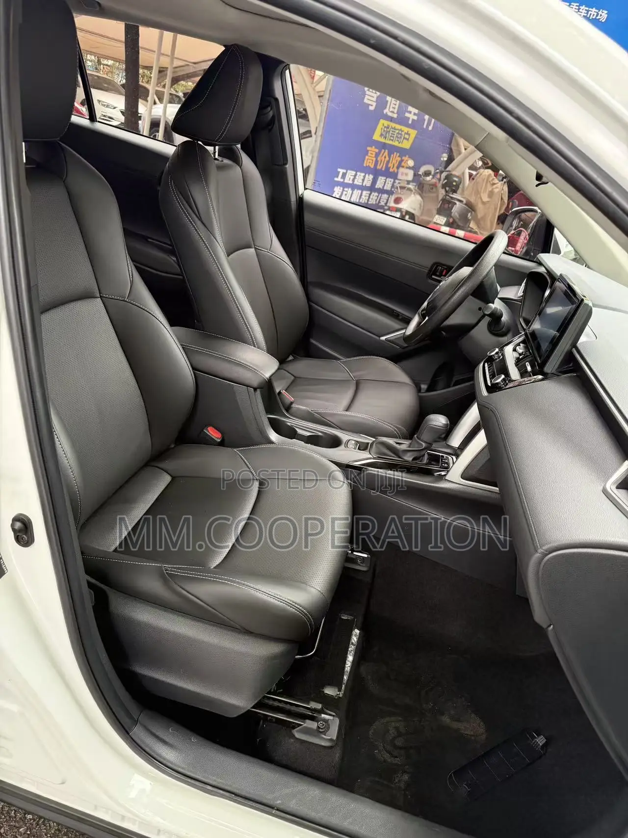 Toyota Frontlander 2.0 Hybrid FWD 2023 White