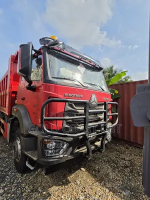 Sinotruk Howo Nx380 6x4 Dump Truck