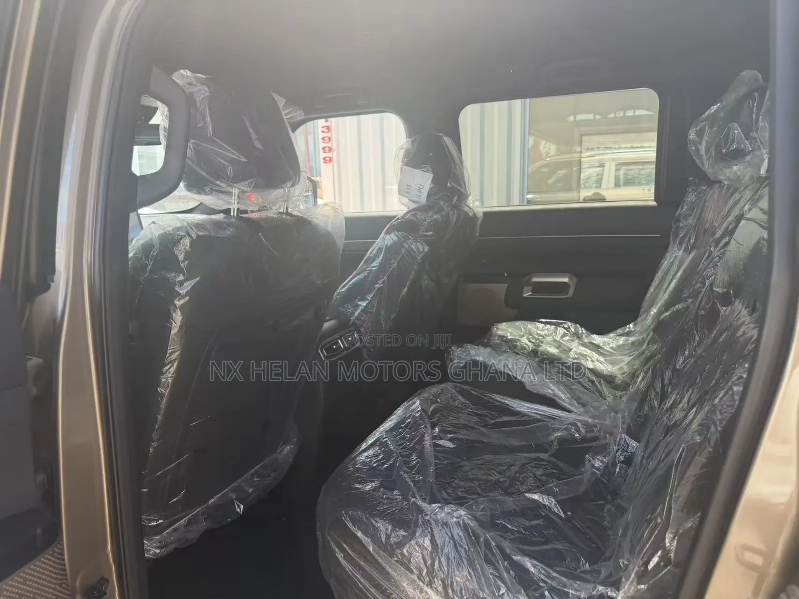 New Nissan Frontier PRO-4X Crew Cab 4WD 6.1 ft. SB 2026 Brown