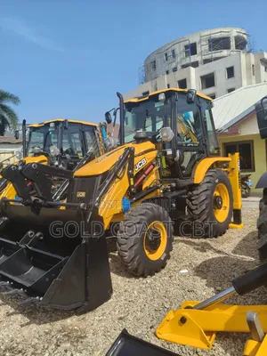 JCB 3dx Plus – Heavy-Duty Backhoe Loader With Boom Extension