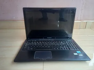 Laptop Lenovo G560 6GB Intel Core i5 HDD 250GB