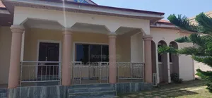 4bdrm House in Kotwi New Site., Kumasi Metropolitan for rent