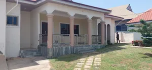 4bdrm House in Kotwi New Site., Kumasi Metropolitan for rent