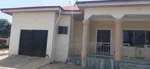 4bdrm House in Kotwi New Site., Kumasi Metropolitan for rent