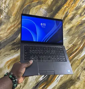 Laptop Dell Latitude 5300 8GB Intel Core i7 SSD 256GB