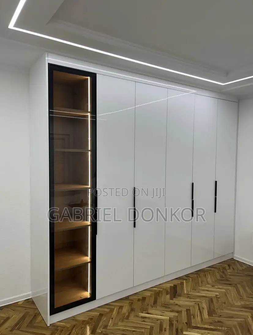 Laminated Wardrobe With Profile Light Wardrobe Glow-Up