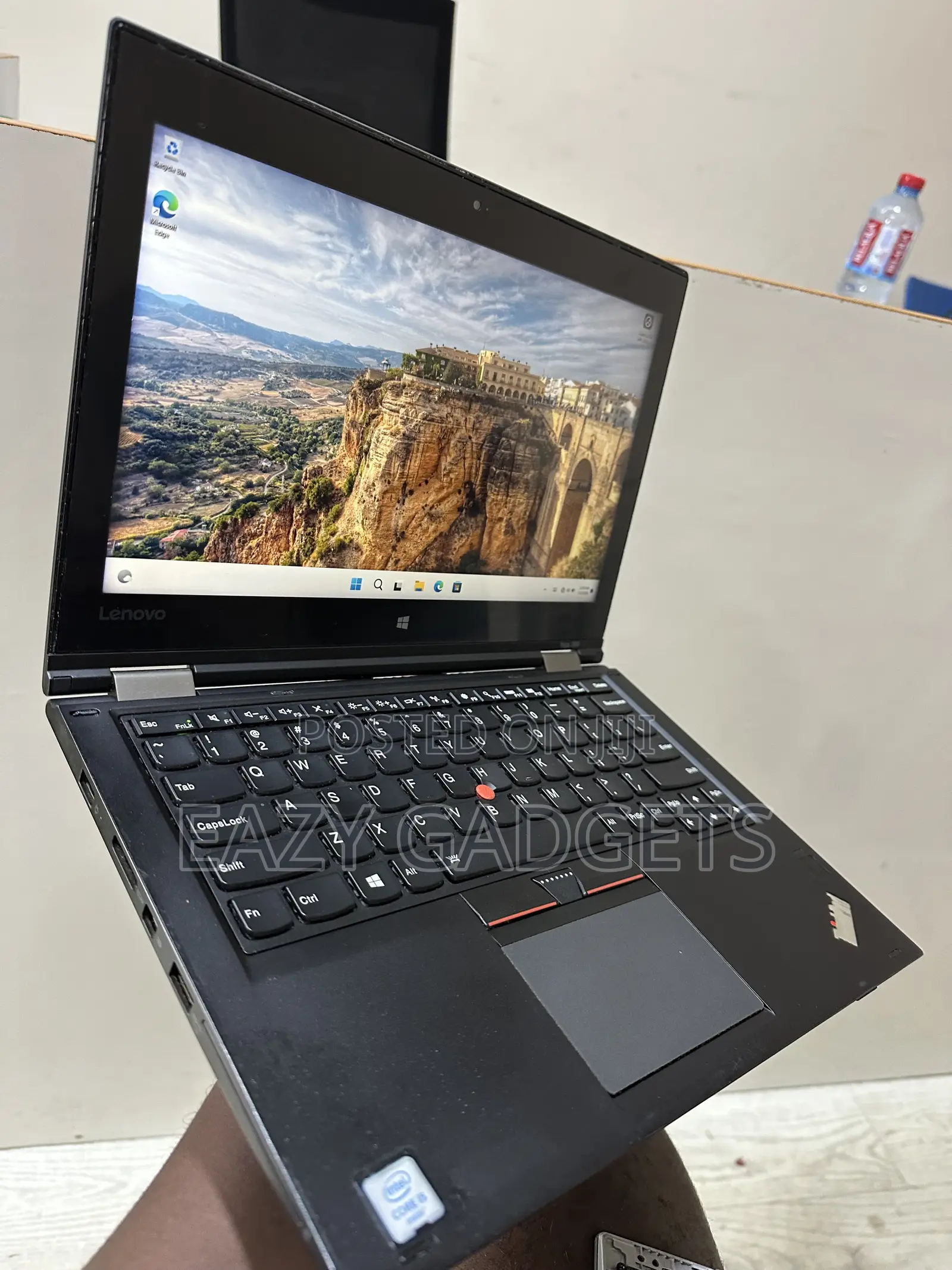 Laptop Lenovo Yoga 260 8GB Intel Core i5 SSD 256GB