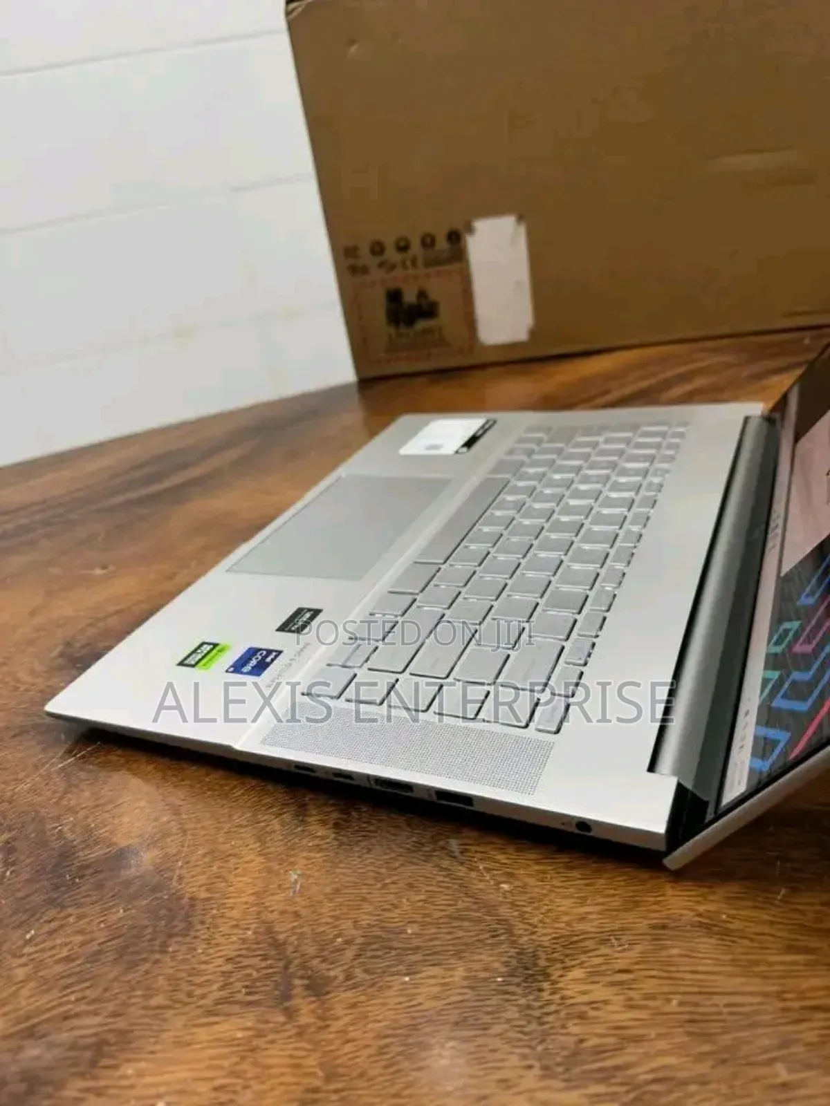 New Laptop HP Pavilion 15 32GB Intel Core i9 SSD 1T