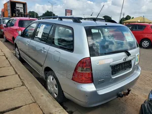 Toyota Corolla Verso 1.8 VVT-i Luna Automatic 2004 Silver