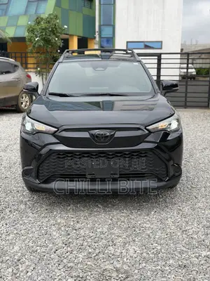 Toyota Corolla Cross XLE 4WD 2024 Black