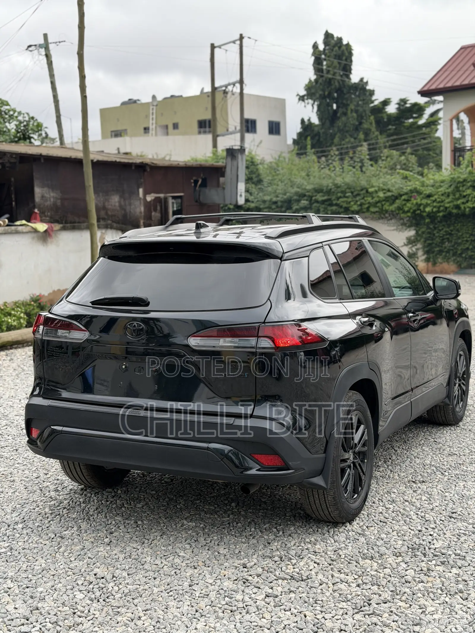 Toyota Corolla Cross XLE 4WD 2024 Black