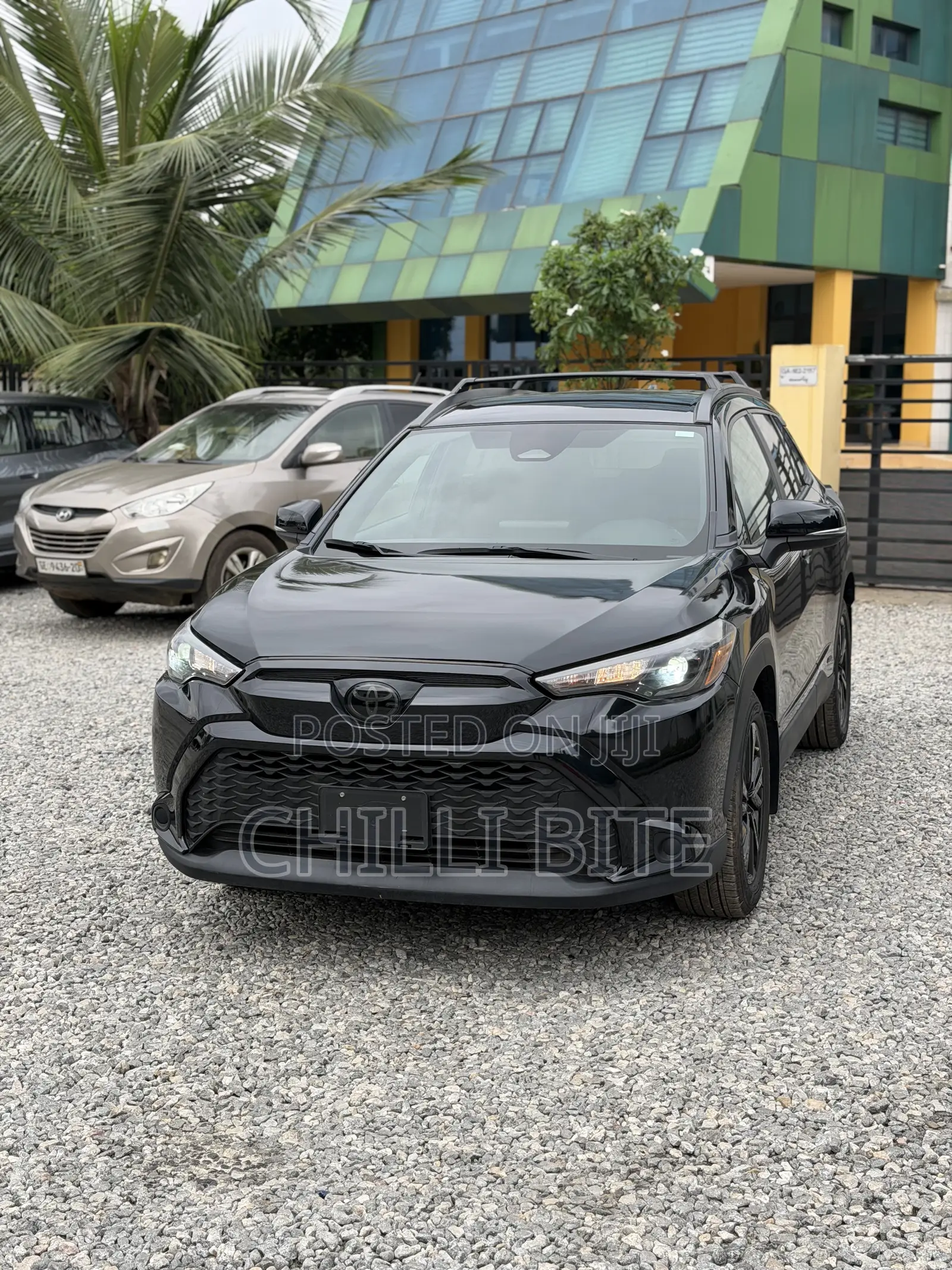 Toyota Corolla Cross XLE 4WD 2024 Black