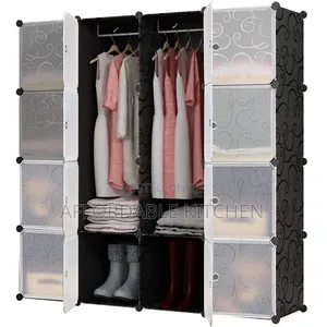 16 Cubes Wardrope
