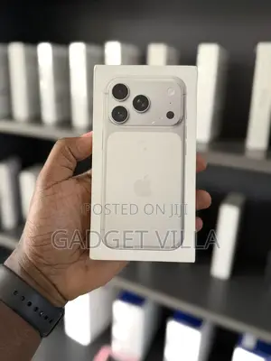 New Apple iPhone 17 Pro 256 GB Silver