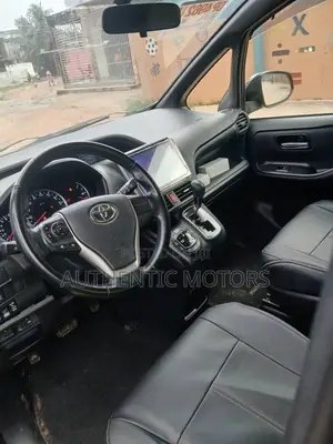 Toyota Voxy 2016 Black