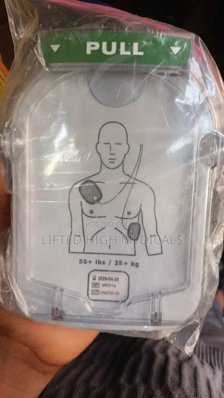 Philips Heartstart Aed Defibrillator With Carry Case