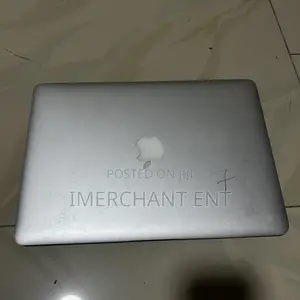 Laptop Apple MacBook Air 2017 8GB Intel Core i5 SSD 256GB