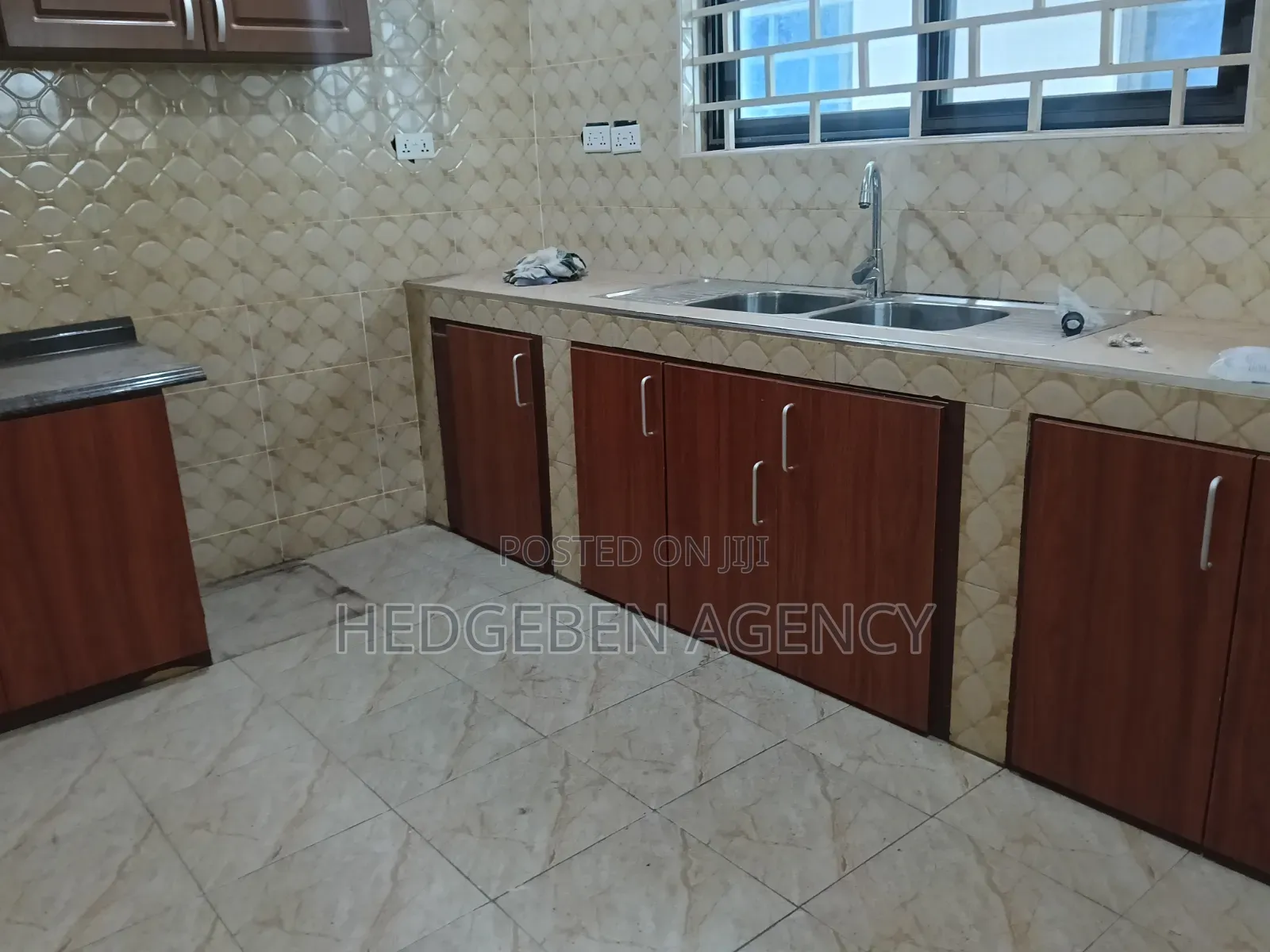 2bdrm Apartment in Ghana Flag for rent