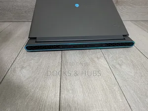 Laptop Dell Allienware M18 R1 32GB AMD Ryzen 9 SSD 1T