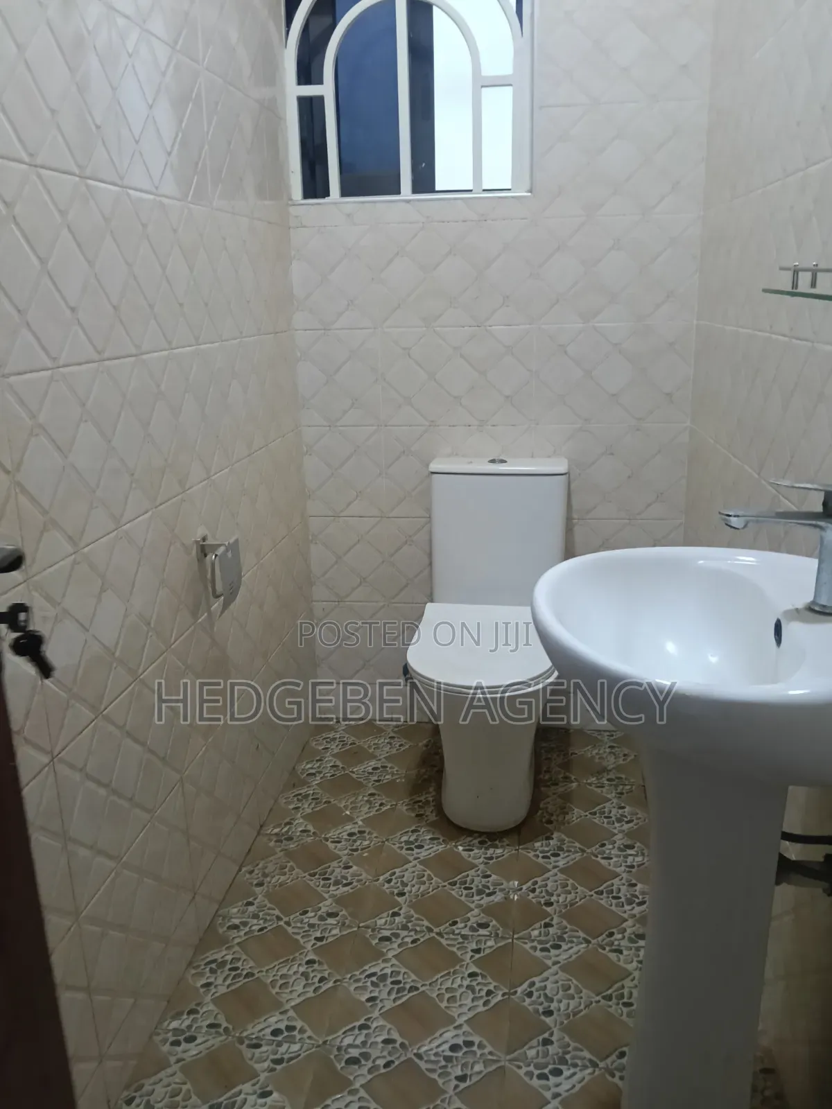 2bdrm Apartment in Ghana Flag for rent