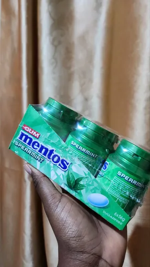 Mentos Spearmint and Strawberry Gum Sugar-Free