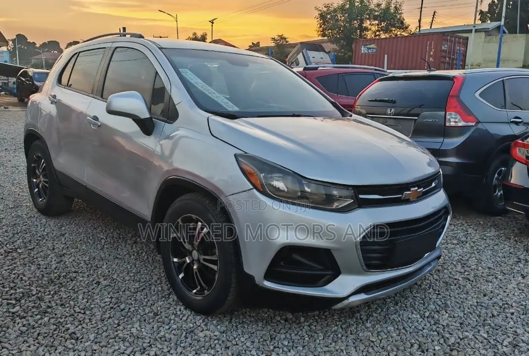 Chevrolet Trax 2019 Silver