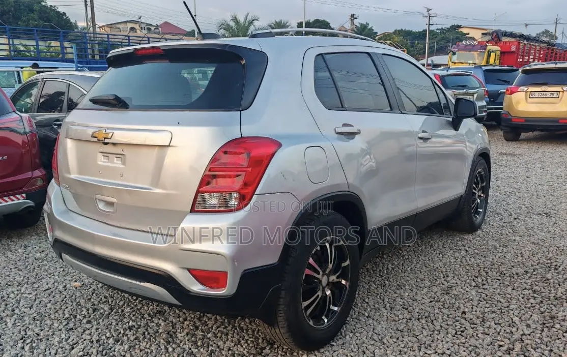 Chevrolet Trax 2019 Silver
