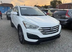 Hyundai Santa Fe GLS 4dr SUV AWD (3.3L 6cyl 6A) 2014 White