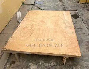 Bedroom Wood Board Bed