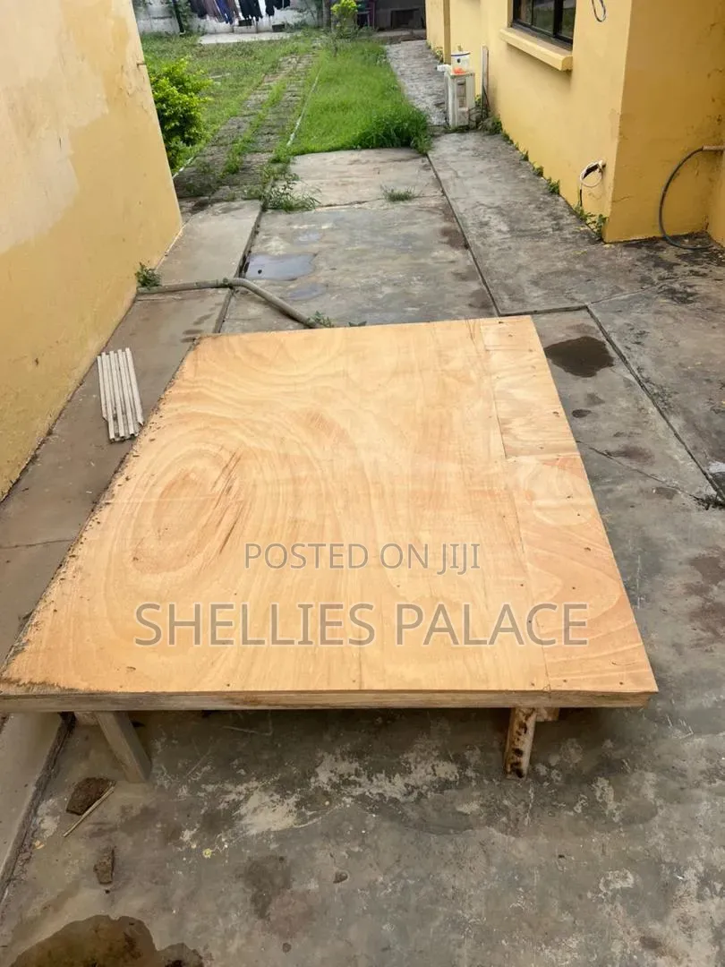 Bedroom Wood Board Bed