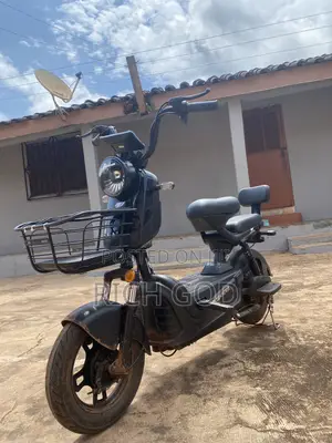 New Moto Guzzi 2026 Black