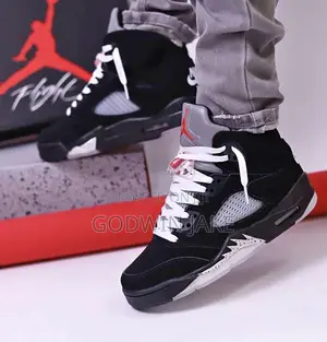 Air Jordan 5 Retro “Black Metallic” – Premium Streetwear Sneaker
