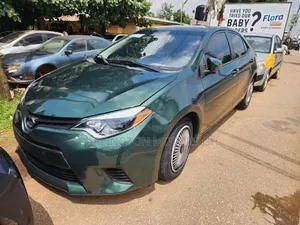 Toyota Corolla 2016 Green