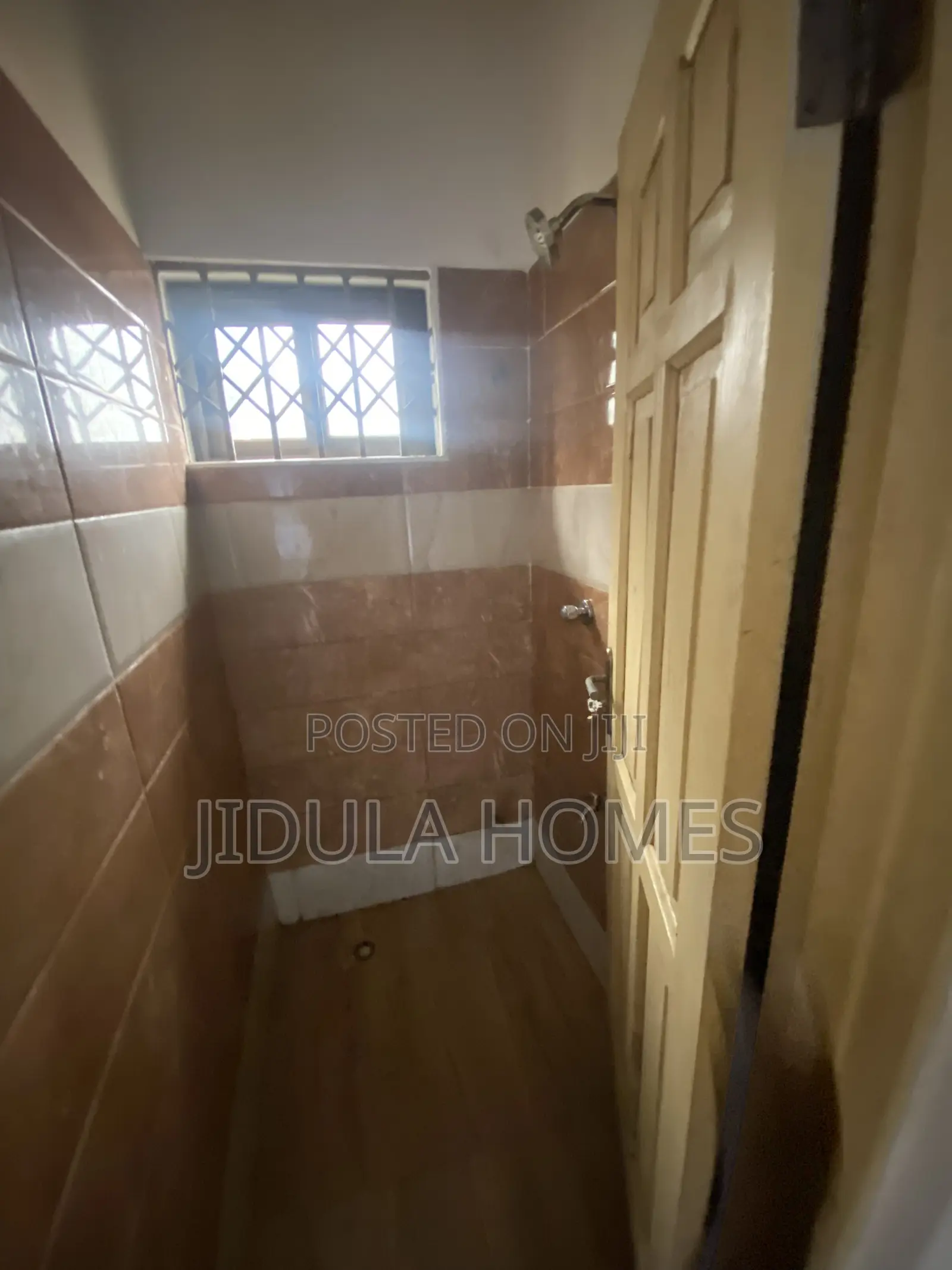 2bdrm Apartment in Lakeside Estate for rent