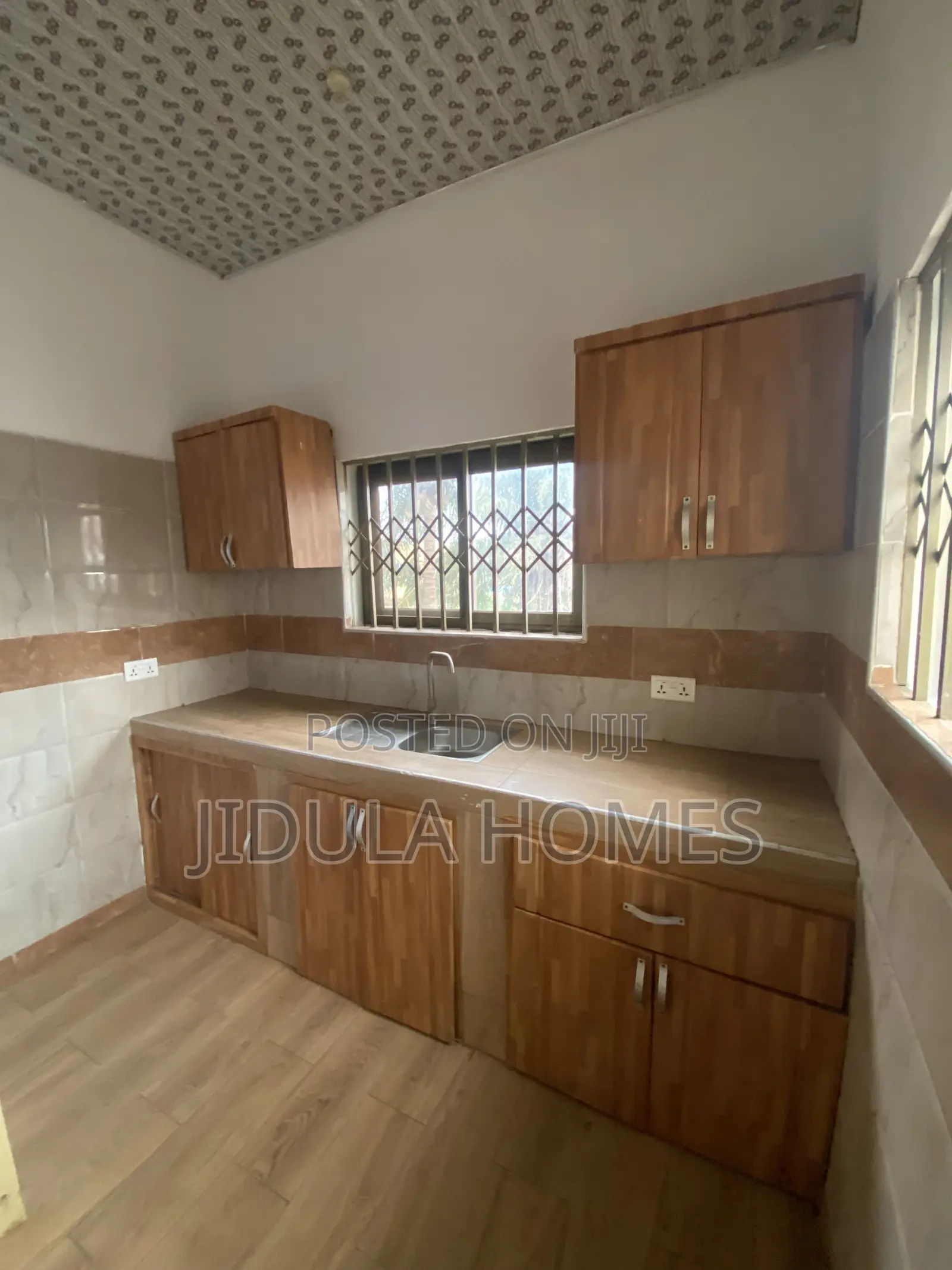 2bdrm Apartment in Lakeside Estate for rent