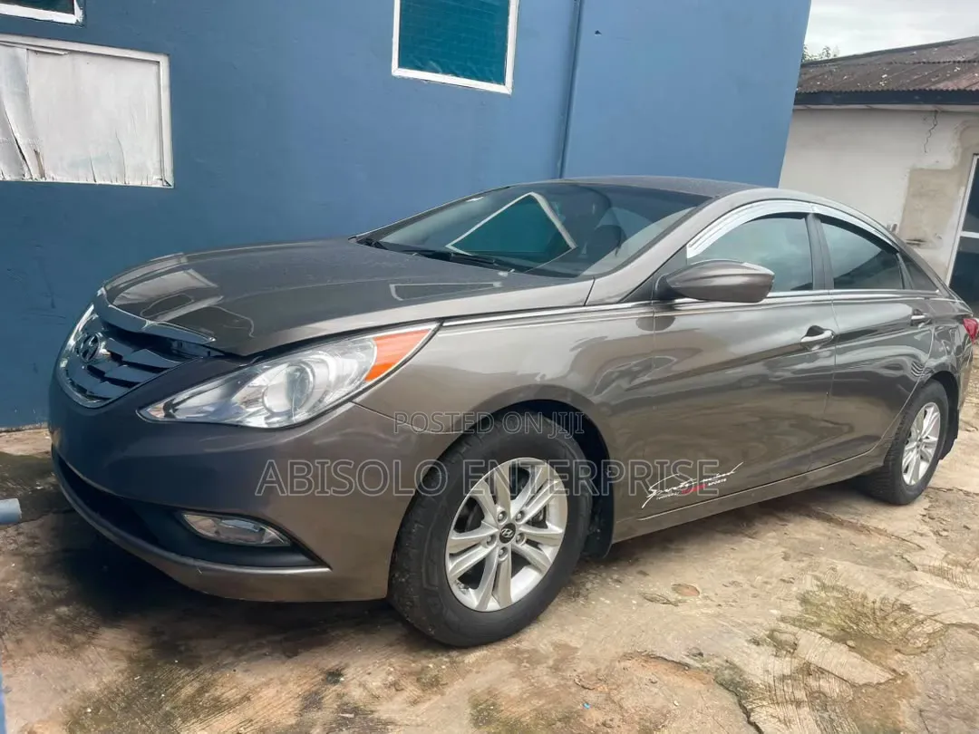 Hyundai Sonata 2013
