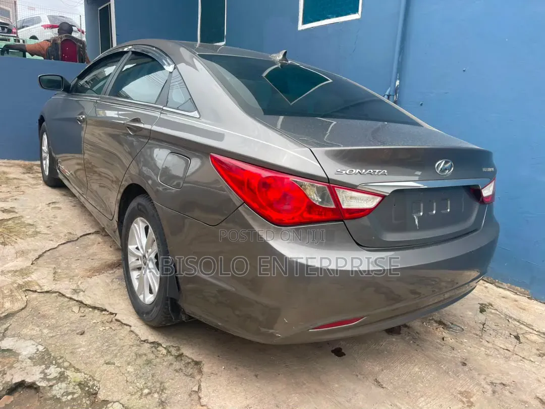 Hyundai Sonata 2013