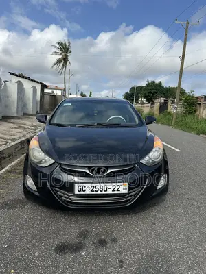 Hyundai Elantra Limited Sedan FWD (1.8L 4cyl 6A) 2013 Black