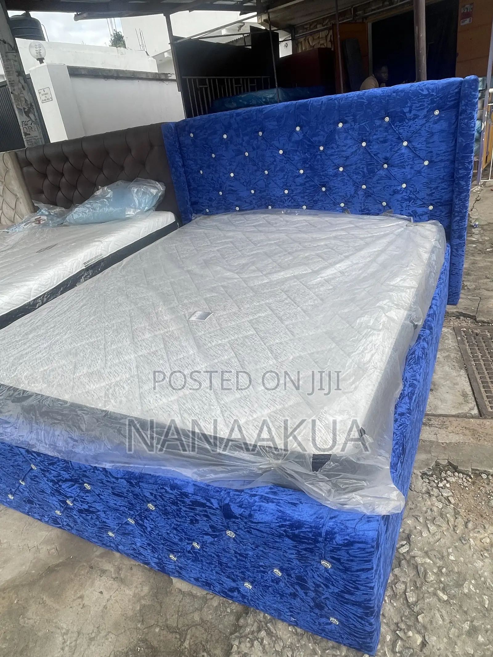 Double Bed Frame With Mattress