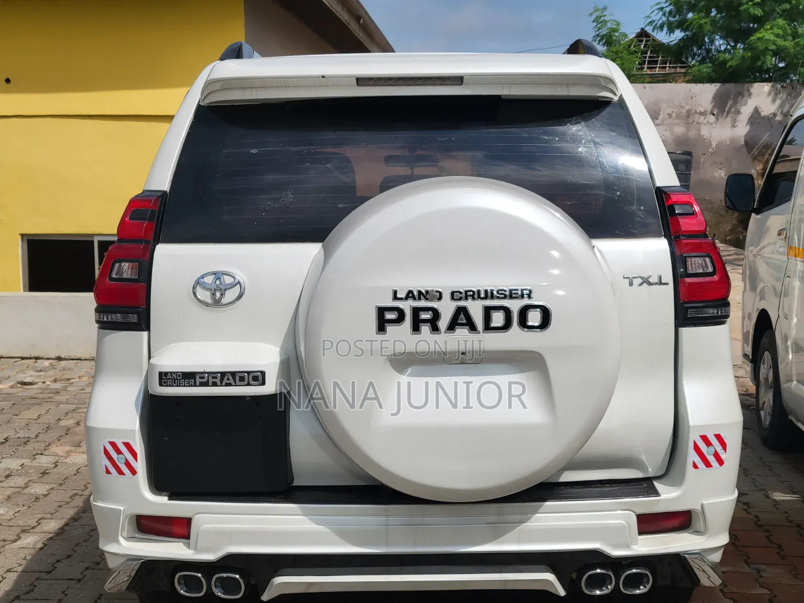 Toyota Land Cruiser Prado 2012 White