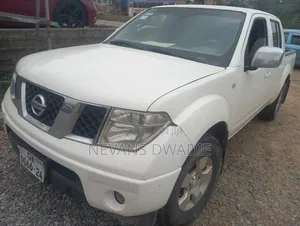 Nissan Navara 2014 White