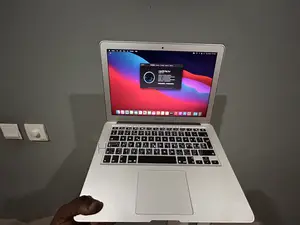 Laptop Apple MacBook Air 4GB Intel Core i5 SSD 128GB