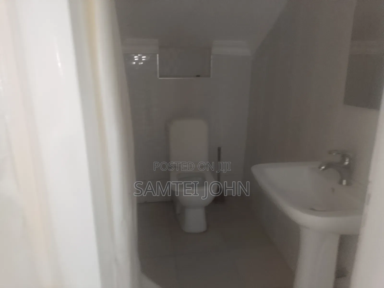 3bdrm House in Sinco Properties, Oxford Street for rent